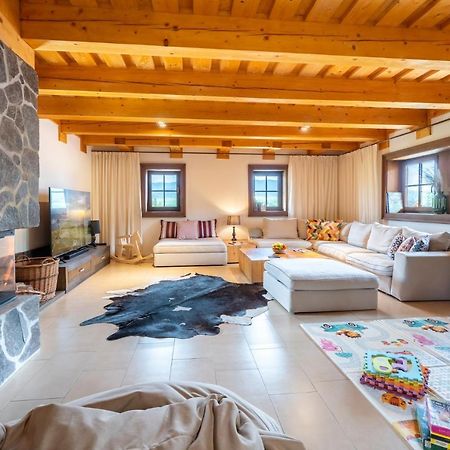 Wellness Drevenica Zuberec, 3 Apartmany, 2 Studia, Tatranske Stity Z Terasy Eksteriør bilde
