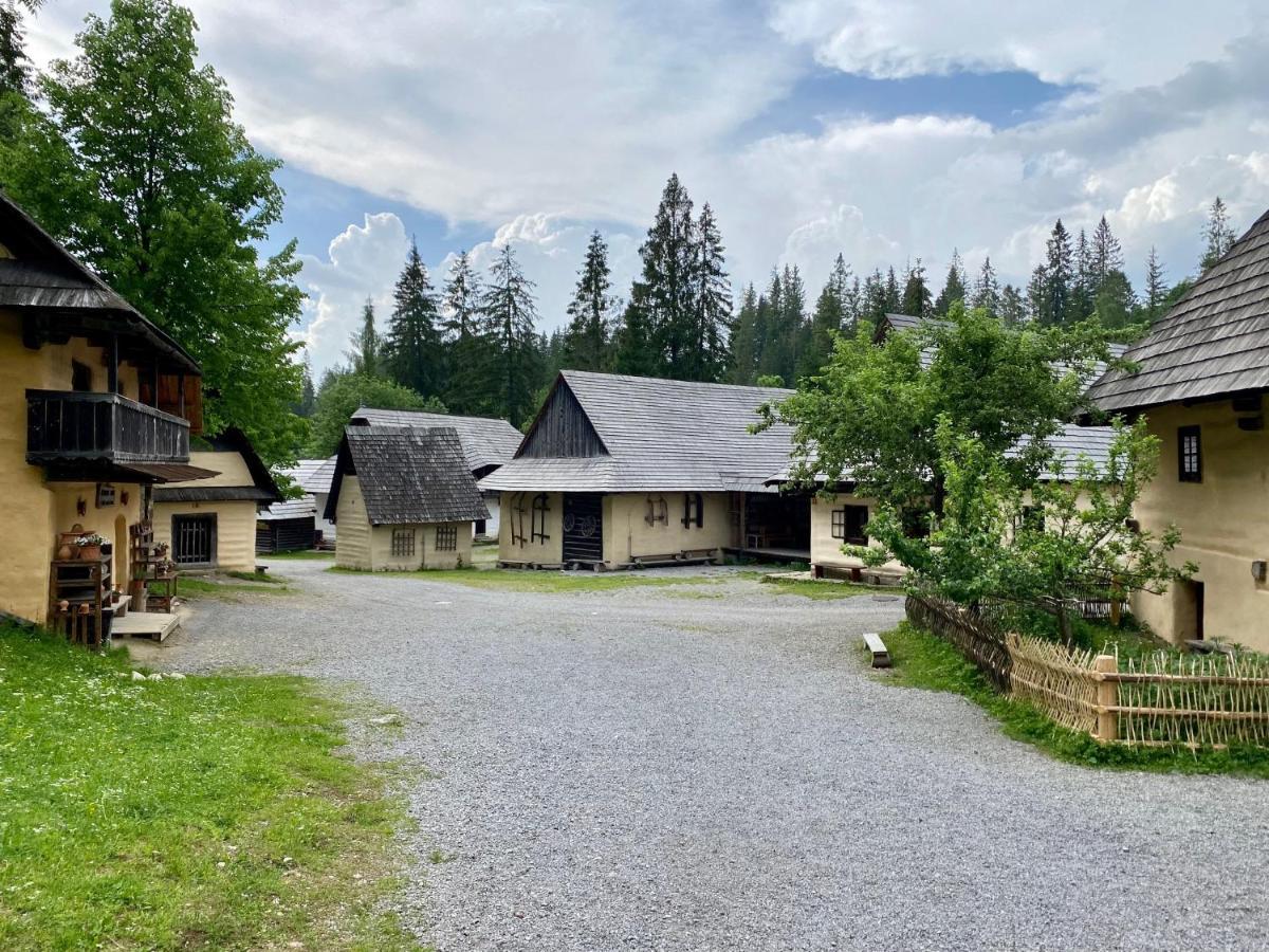 Wellness Drevenica Zuberec, 3 Apartmany, 2 Studia, Tatranske Stity Z Terasy Eksteriør bilde